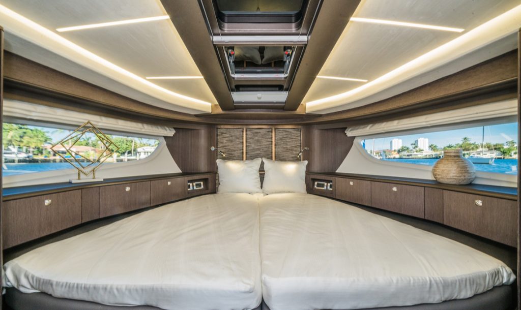 400flyboat_image-16-desktop_1200x680